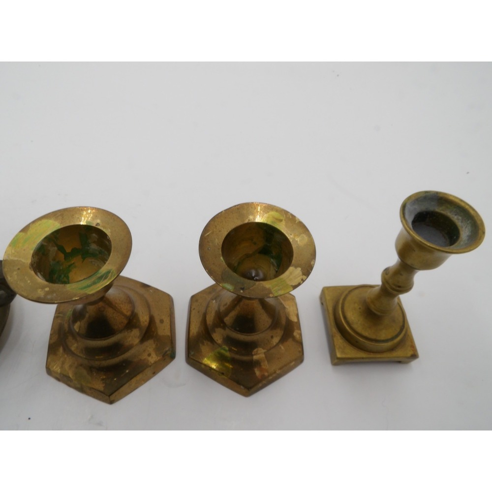 5 Small Brass Candle Holders and Brass Whale Oil Lamp - Picture 6 of 7